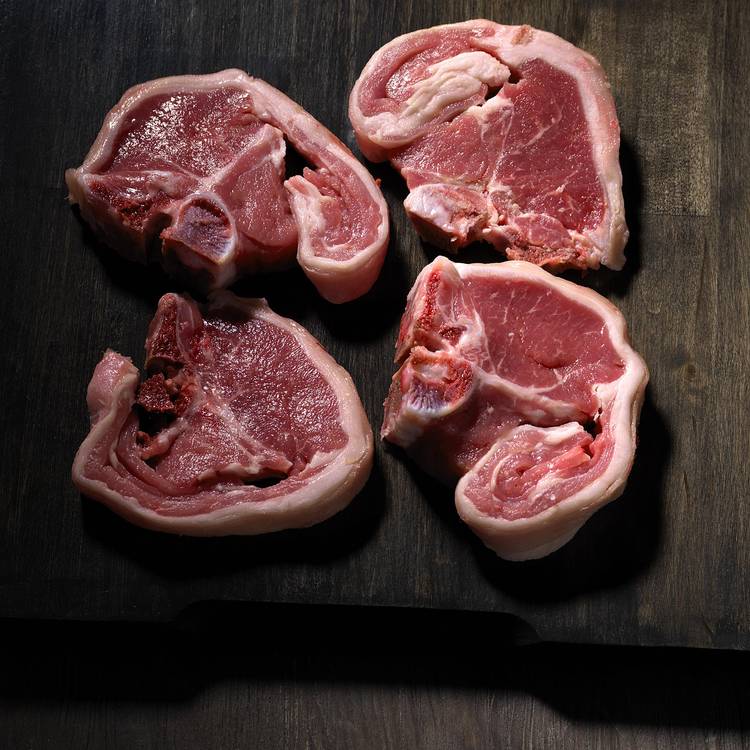 Les Côtes d'agneau filet***
